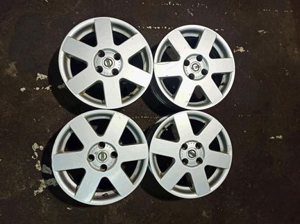 Диски бу литые R15 LU на Nissan