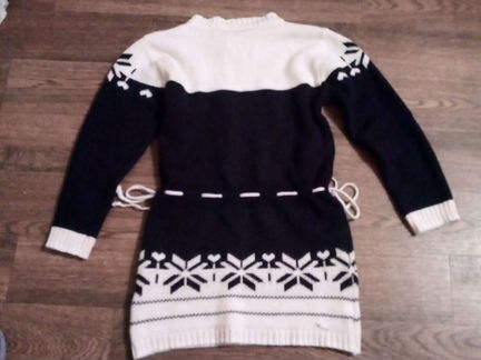 Платье 3-4г меняю на мол мяс пюр,отблеск на фото