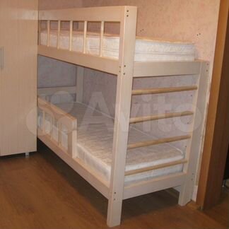 Двухъярусная кровать 