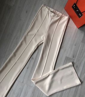 Брюки с высокой талией