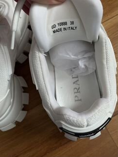 Кроссовки Prada