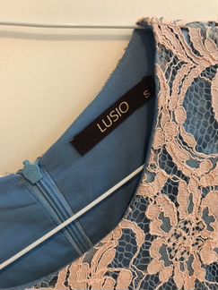 Платье бежевое мини Lusio