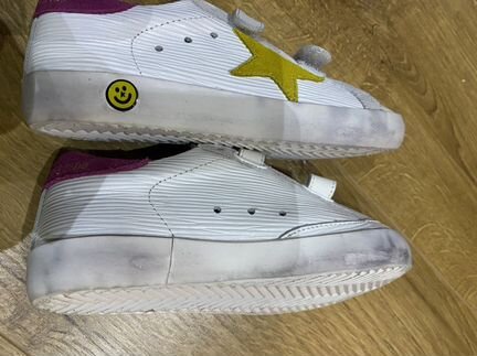 Кроссовки детские новые