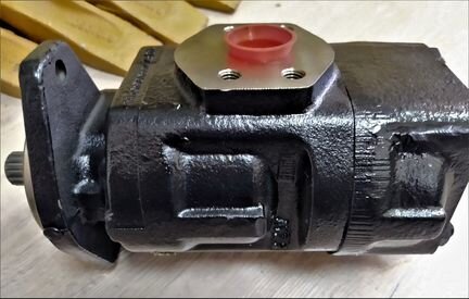 332/F9030 ; 20/925580 Гидравлический насос JCB