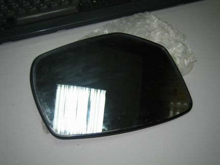 Стекло зеркала правое хонда аккорд 76203-T2F-R01