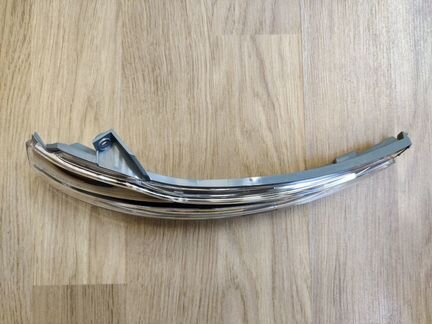 Повторитель поворотника mercedes W205/X205/W222/W2