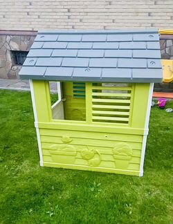 Детский домик Smoby с песочницей