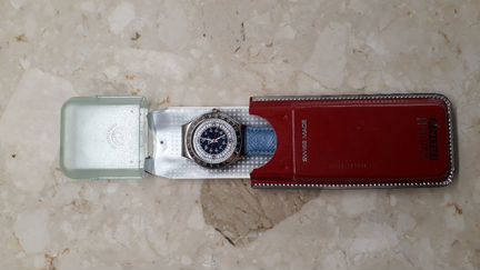 Часы swaтcн новые