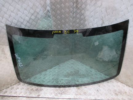 Стекло заднее Фольксваген Пассат B6 Стекло VW B6
