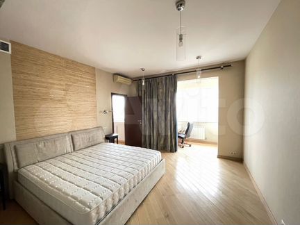 Комната 22 м² в 3-к., 10/19 эт.